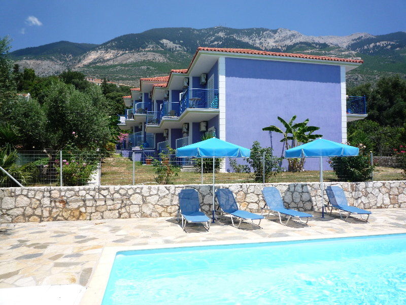 Milos Studios Лурдата Экстерьер фото